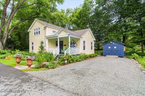 4 Mitchell Avenue, Cambridge, NY 12816