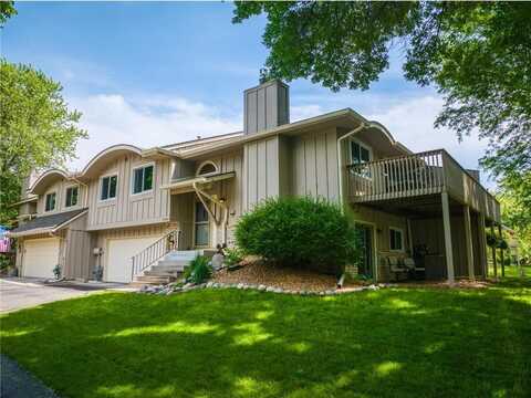 13704 85th Avenue N, Maple Grove, MN 55369