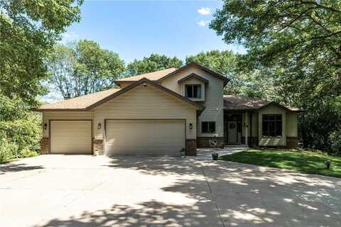 13756 Skyline Circle, Shakopee, MN 55379