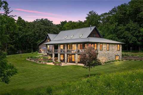 1701 Retreat Circle, Minnetrista, MN 55364