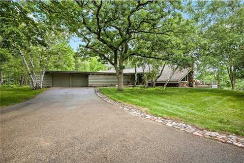 1680 Blackhawk Cove, Eagan, MN 55122