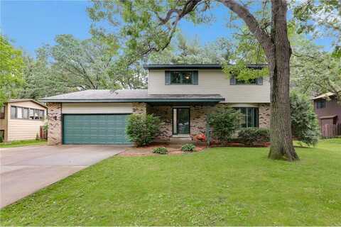 8385 Pleasant View Drive, Mounds View, MN 55112