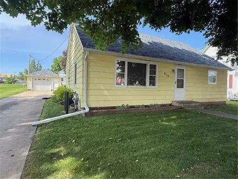 819 Washington Street E, Caledonia, MN 55921