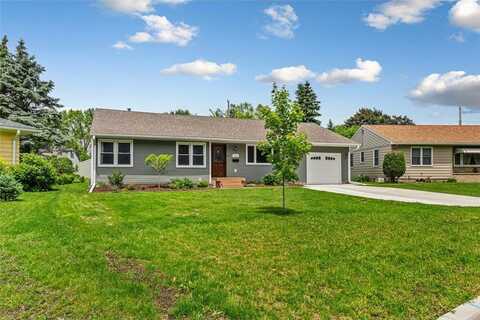 340 N Belmont Drive, Mankato, MN 56001