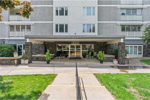 6450 York Avenue S, Edina, MN 55435