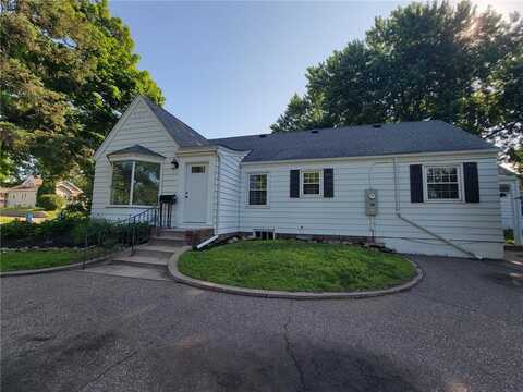 4240 Lake Road Avenue, Robbinsdale, MN 55422