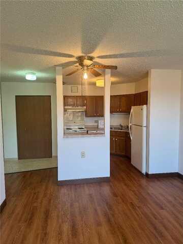 7600 Golden Valley Road, Golden Valley, MN 55427