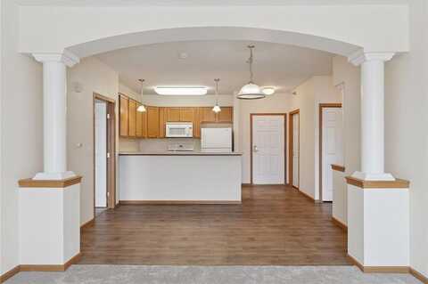 8200 W 33rd Street, Saint Louis Park, MN 55426