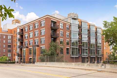 150 2nd Street NE, Minneapolis, MN 55413