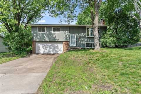 3225 Hillsboro Avenue N, New Hope, MN 55427