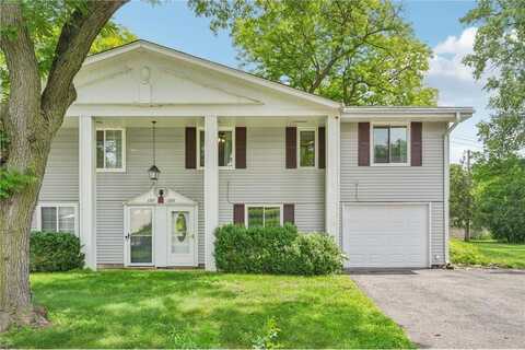 1315 Douglas Drive N, Golden Valley, MN 55422