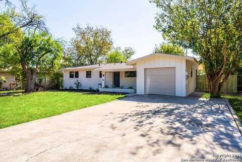 741 Perryman Street, New Braunfels, TX 78130