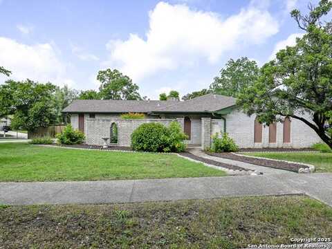 6102 forest timber, San Antonio, TX 78240