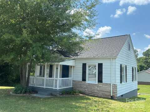 706 13th Street SW, Hickory, NC 28602