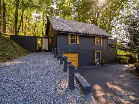 410 Mother In Law Lane, Burnsville, NC 28714