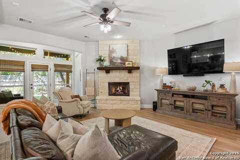 227 Woods Of Boerne, Boerne, TX 78006
