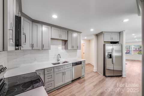 1101 Justice Avenue, Charlotte, NC 28206