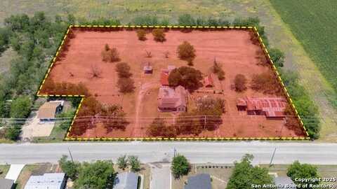 1720 N guadalupe, Seguin, TX 78155