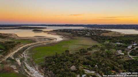 539 Clay Ridge, Canyon Lake, TX 78133