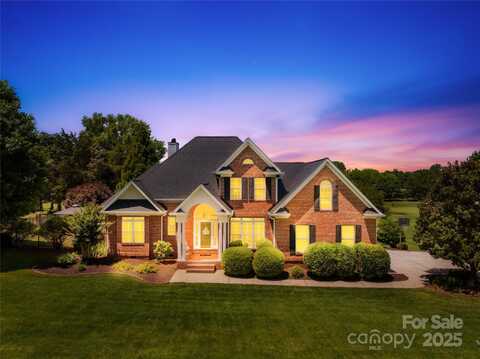 132 Broadbill Drive, Mooresville, NC 28117