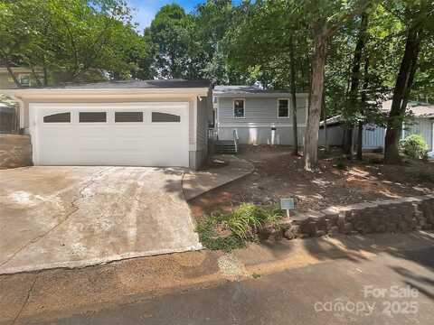 27 Quayside Court, Clover, SC 29710