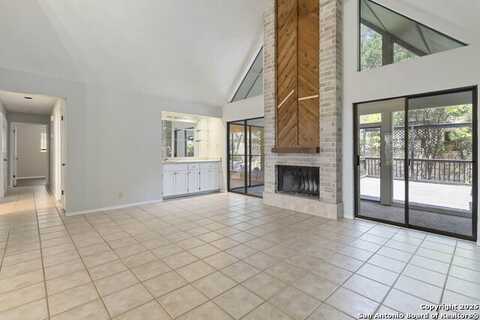 137 Saddle Club Cir, Boerne, TX 78006