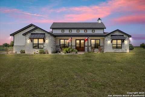 317 Farmstead, Seguin, TX 78155
