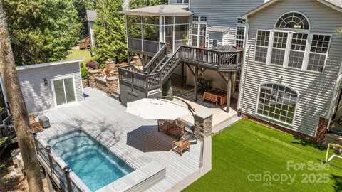6800 Augustine Way, Charlotte, NC 28270