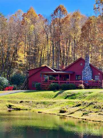 53 Chestnut Ridge Road, Spruce Pine, NC 28777