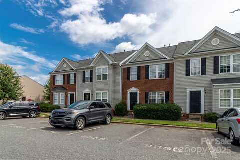 9530 Drains Bay Court, Charlotte, NC 28214