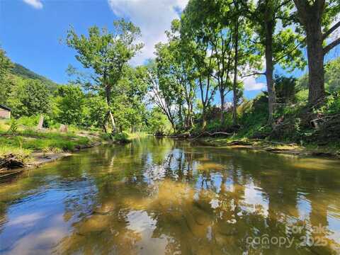 2978 NC 9 Highway, Black Mountain, NC 28711