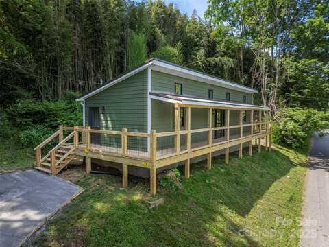 161 S Hill Street, Waynesville, NC 28786
