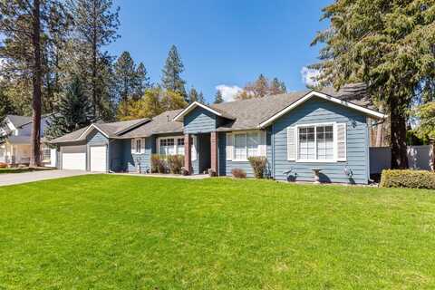 1633 E Northwood Dr, Hayden, ID 83835