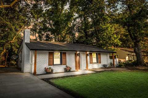 1129 Dickson Avenue, Hanahan, SC 29410
