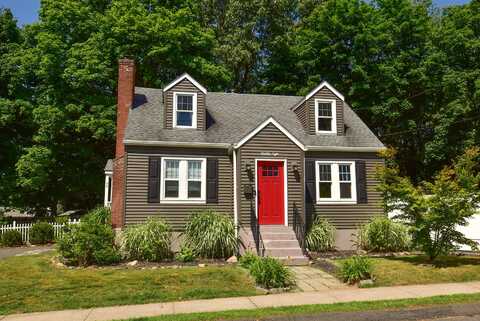 98 Lyness Street, Manchester, CT 06040