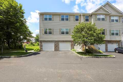 27 Riverview Court, Brookfield, CT 06804