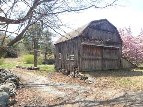 Mansfield City Road, Mansfield Center, CT 06250