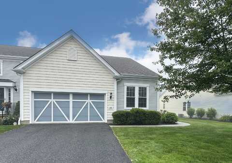 633 Championship Drive, Oxford, CT 06478