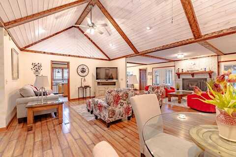 125 Cooper Drive, Santee, SC 29142