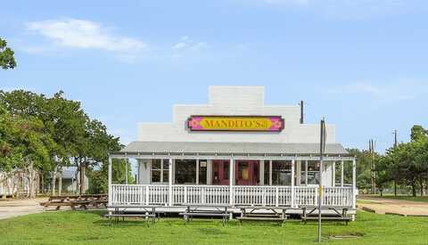 102 South Washington Street, Round Top, TX 78954