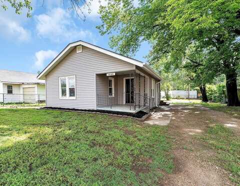 1408 N 8th St, Arkansas City, KS 67005