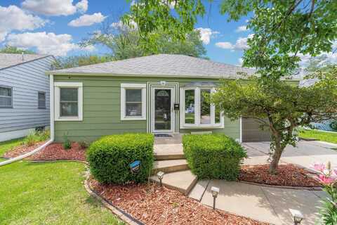241 S Battin St, Wichita, KS 67218