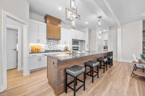 8374 W Waterway Ct, Maize, KS 67101