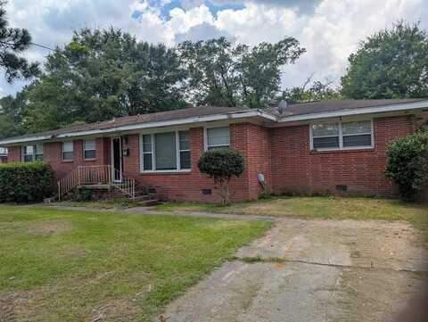 2004 Brackin Dr, Dothan, AL 36301