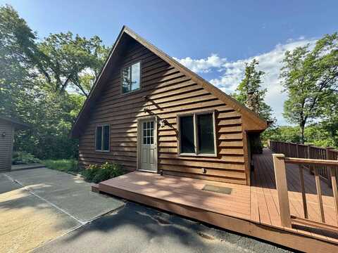 7409 Timberline Trail, Arena, WI 53503
