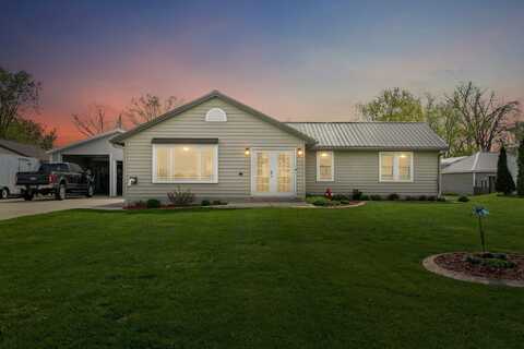 N2482 Rock River Road, Fort Atkinson, WI 53538