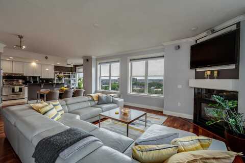 360 W Washington Avenue, Madison, WI 53703