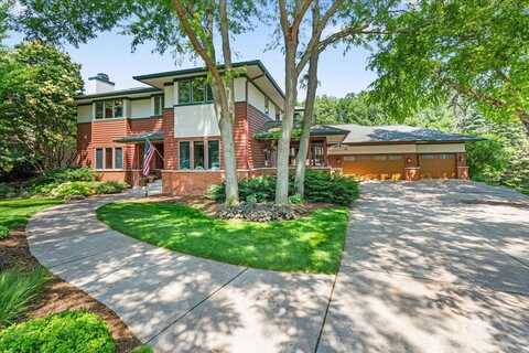 5870 Persimmon Drive, Fitchburg, WI 53711