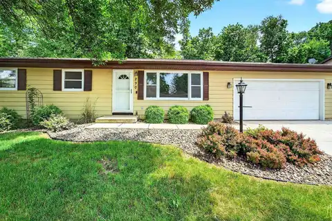 290 Ash Street, Oregon, WI 53575