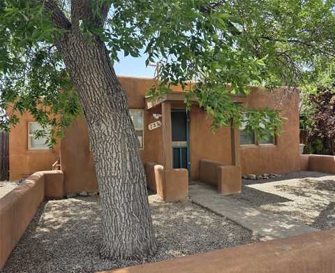 122-a Fiesta Street, Santa Fe, NM 87501